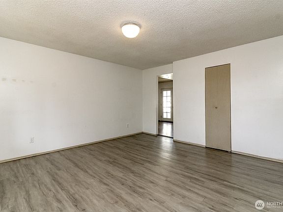 5th image of 28312 22nd Avenue S