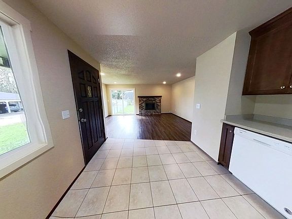 2nd image of 9517-9519 147th Street Ct E #9517