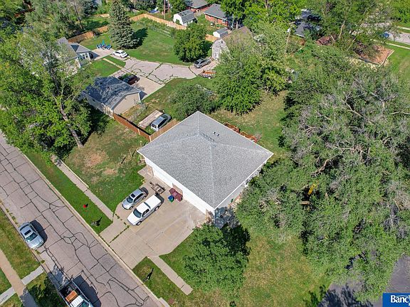 4th image of 630 N 57th St