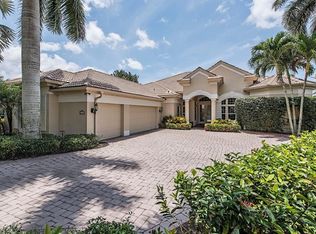 2905 Gardens Blvd, Naples, FL 34105