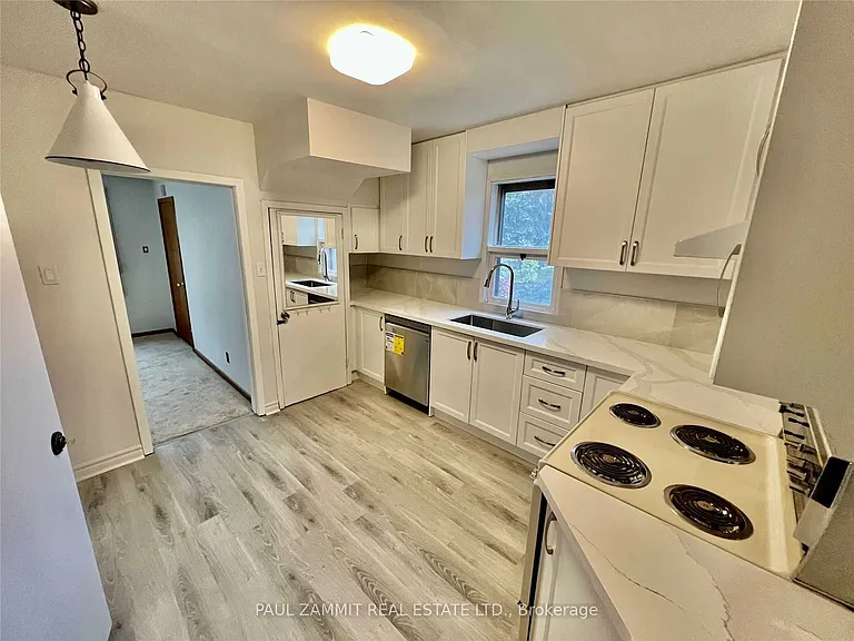 58 Morgan Ave — Photo 2