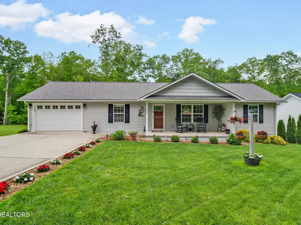 907 Kemah Ln, Crossville, TN 38572