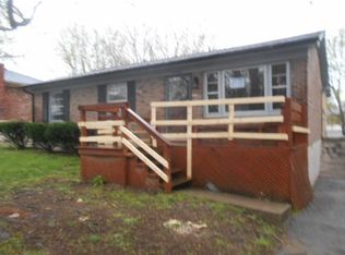 4066 Foxe Basin Rd, Lexington, KY 40515