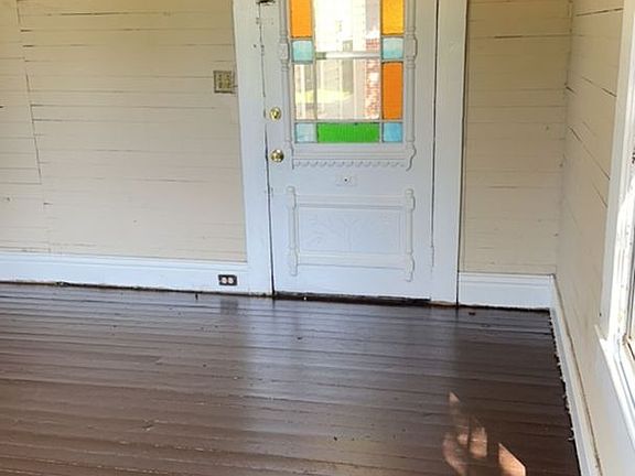 5th image of 340 Hickory St #B