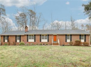 9581 Cosby Mill Rd, Quinton, VA 23141