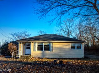 9852 Clear Ridge Rd, Everett, PA 15537