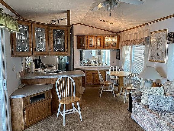 3rd image of 609 County Road 466 #382