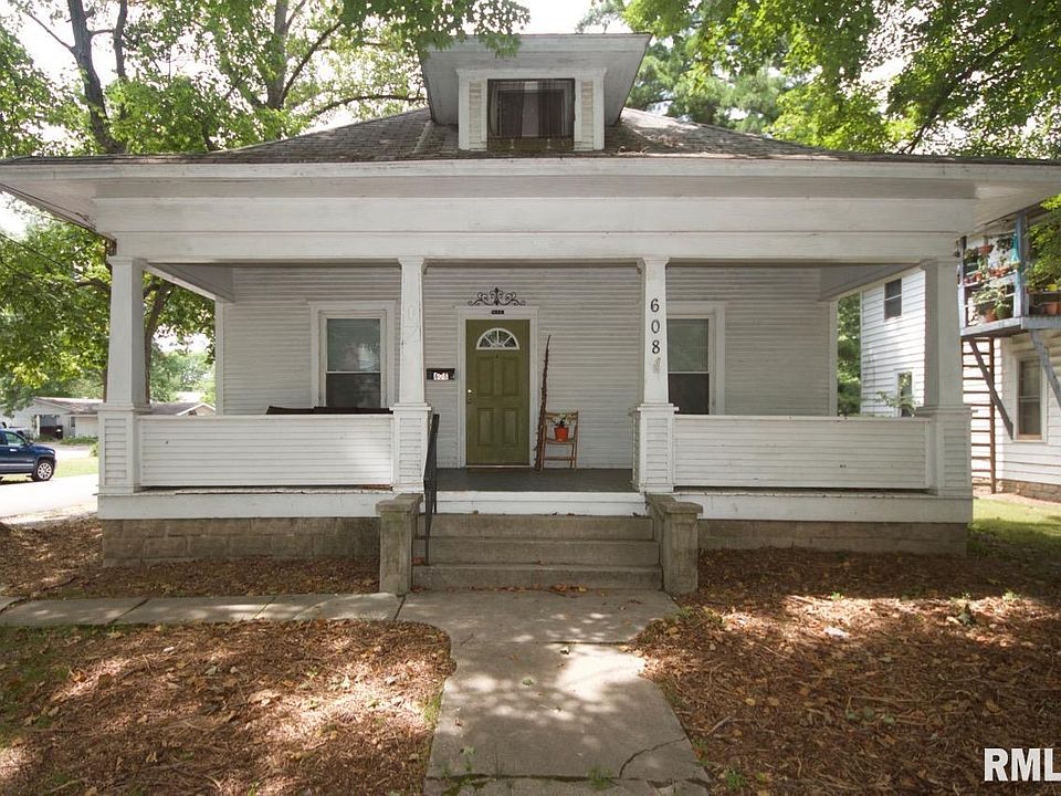 1st image of 608 S Forest Ave