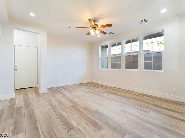 7564 Cultural Ct — Photo 39