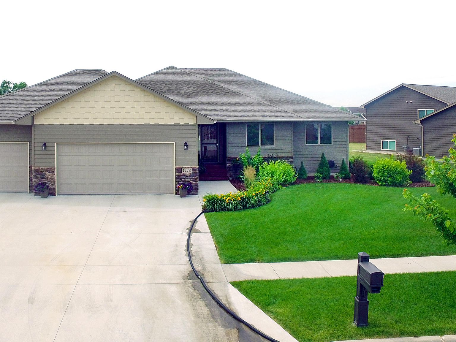 1278 Cherry Dr NE, Watertown, SD 57201 Zillow