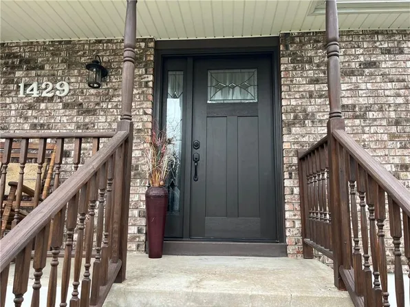 1429 N Millburn Ave, Independence, MO 64056