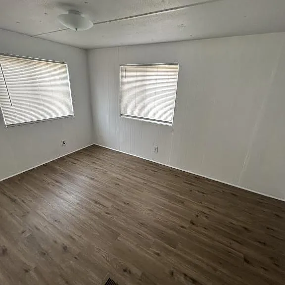 2810 Melvina St — Photo 9