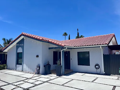 15385 SW 79th Ter Photo 1