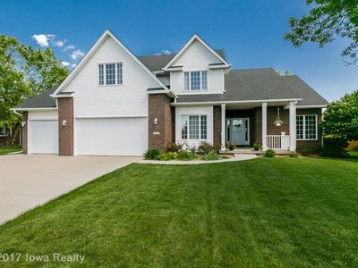 9509 Catalina Cir, Johnston, IA, 50131