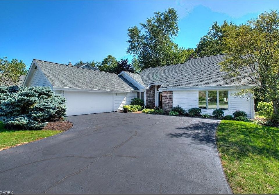 1st image of 33640 Wellingford Ct