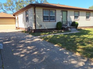 808 Vernon Ave, Bellevue, NE 68005