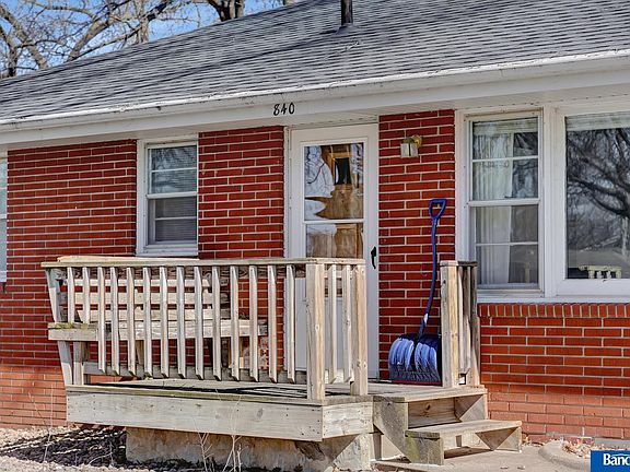 4th image of 840 N 57th St