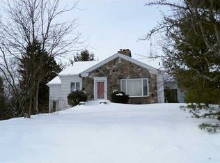 2770 Bedford Rd, Ann Arbor, MI 48104