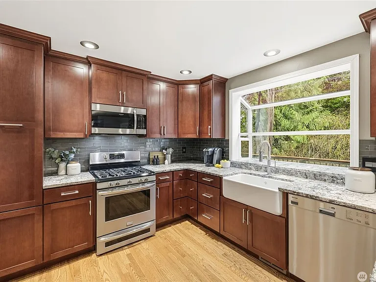 27032 NE Dorothy St — Photo 6