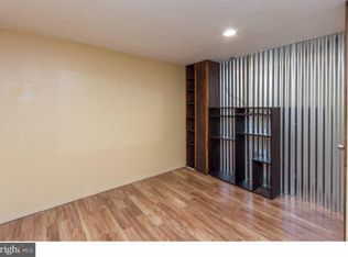 12729 Kenny Rd, Philadelphia, PA 19154