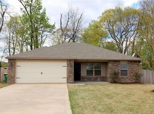 6745 Arrowhead Cv, Springdale, AR 72762