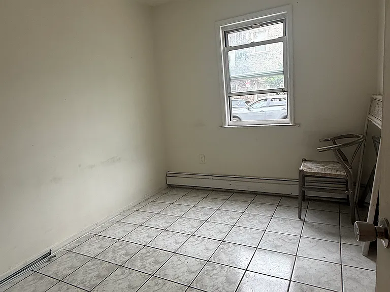 83 Sherman Ave #1 — Photo 2