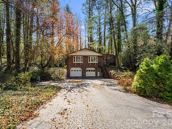 3rd image of 154 Surry Ln