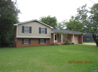 4007 Glendale Ln NW, Huntsville, AL 35810