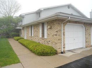 1443 Fox Tail Dr, Racine, WI 53406
