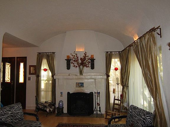 4th image of 523 S Sunset Canyon Dr