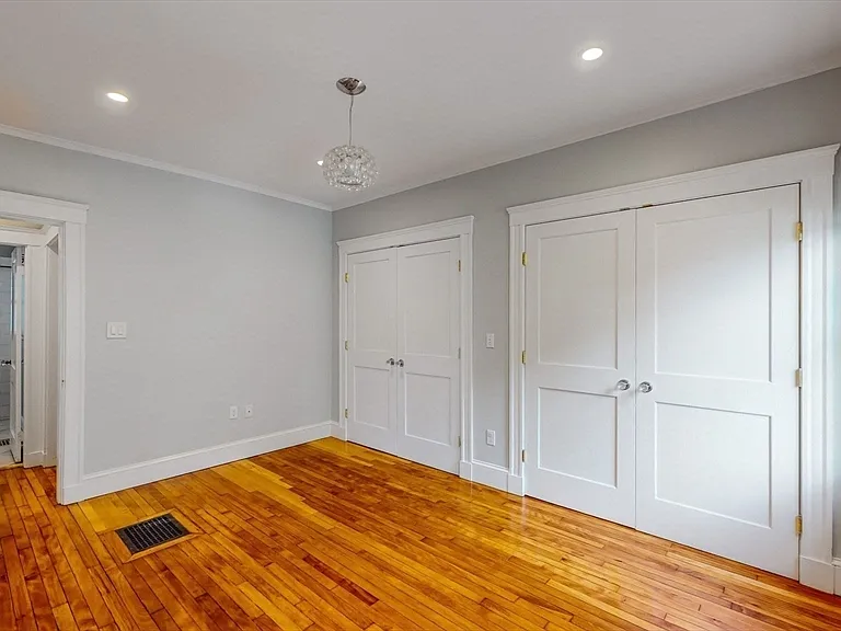 176 Parker St #0 — Photo 15