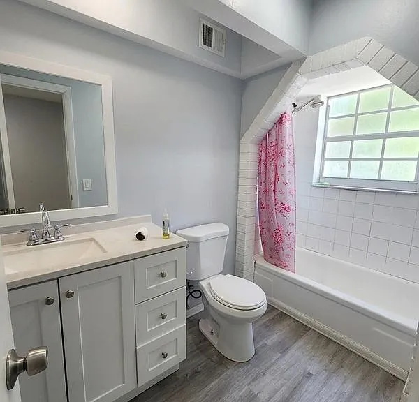 7931 SW 7th Pl — Photo 8