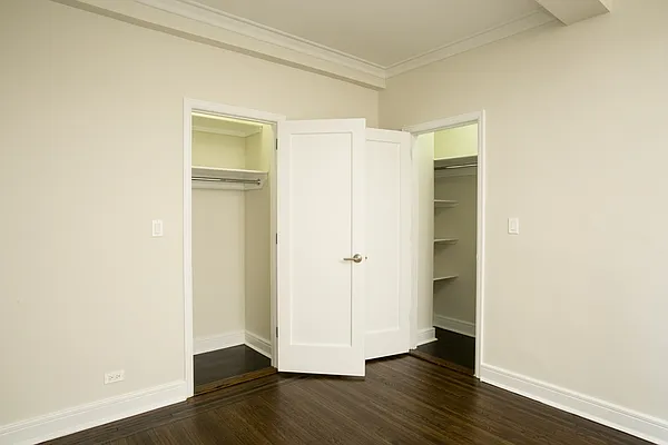 Rented by Stonehenge NYC LLC | media 10