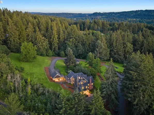 21250 S Wisteria Rd, West Linn, OR 97068