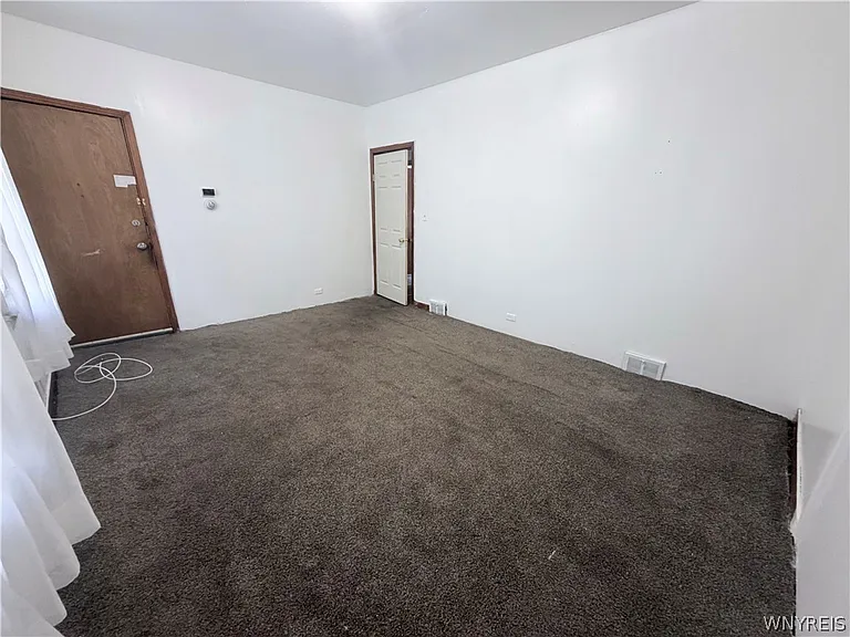 901 S Park Ave #LOWER — Photo 32