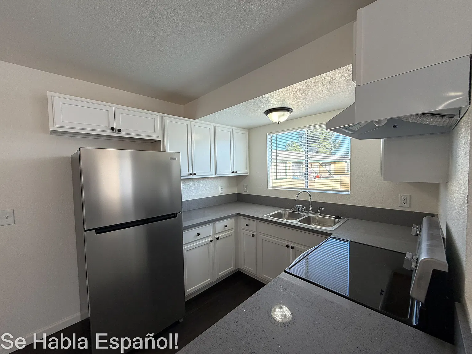 1 bed, 650 sqft, $1,352 — Photo 3