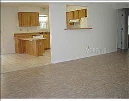 4th image of 132 Lucerne Dr
