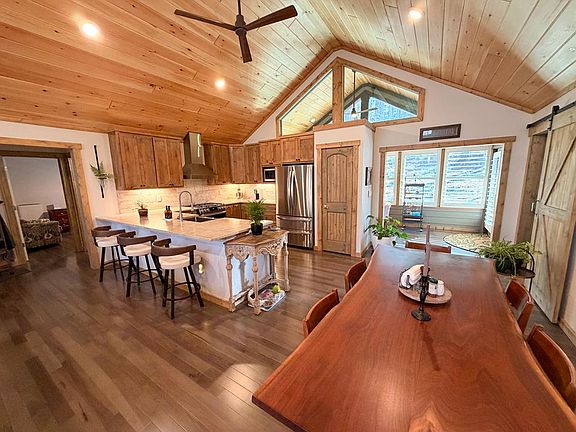 4th image of 105 Loftis Mountain Rd