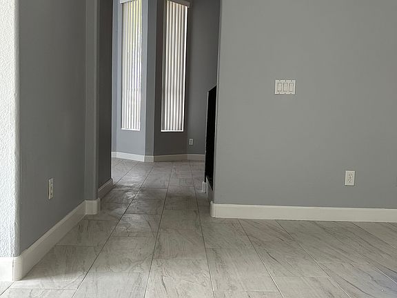 4th image of 4550 W Joshua Blvd