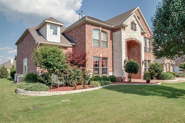 1st image of 1011 Cahill Way