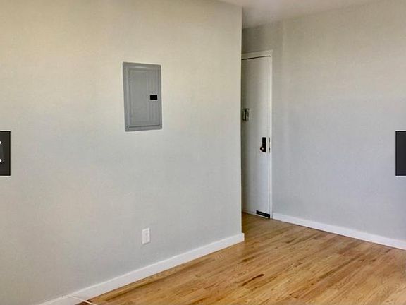 4th image of 215 E Broadway APT 1E