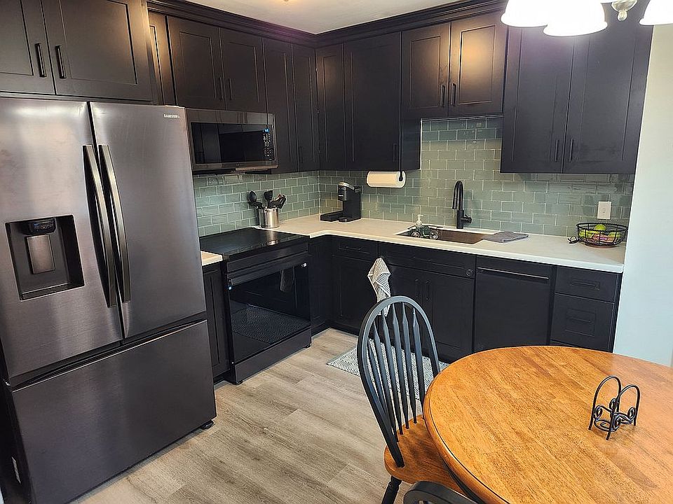 2nd image of 200 Royal Oaks Blvd APT K3