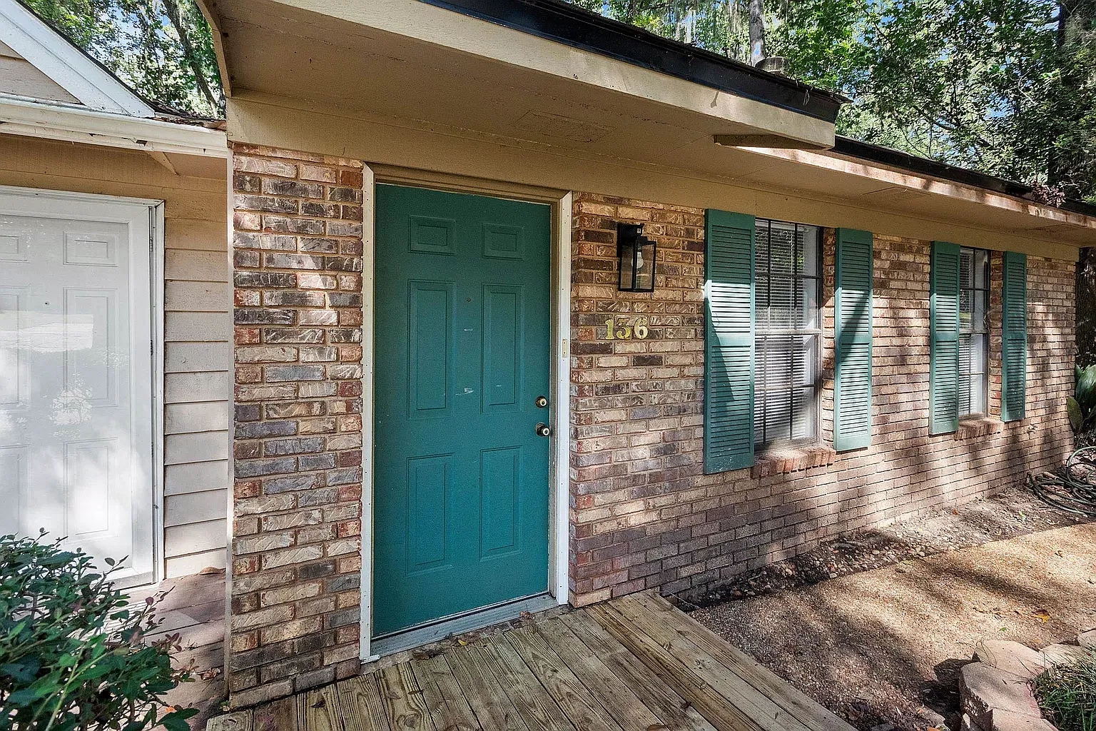 2 bed, 1008 sqft, $1,600 — Photo 2