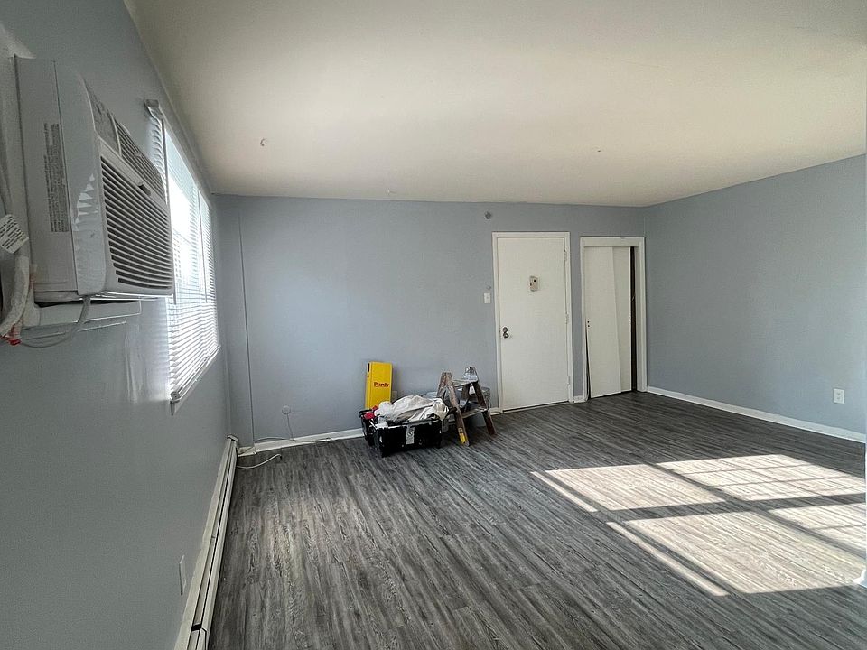 101 W 2nd St Pennsburg PA Zillow