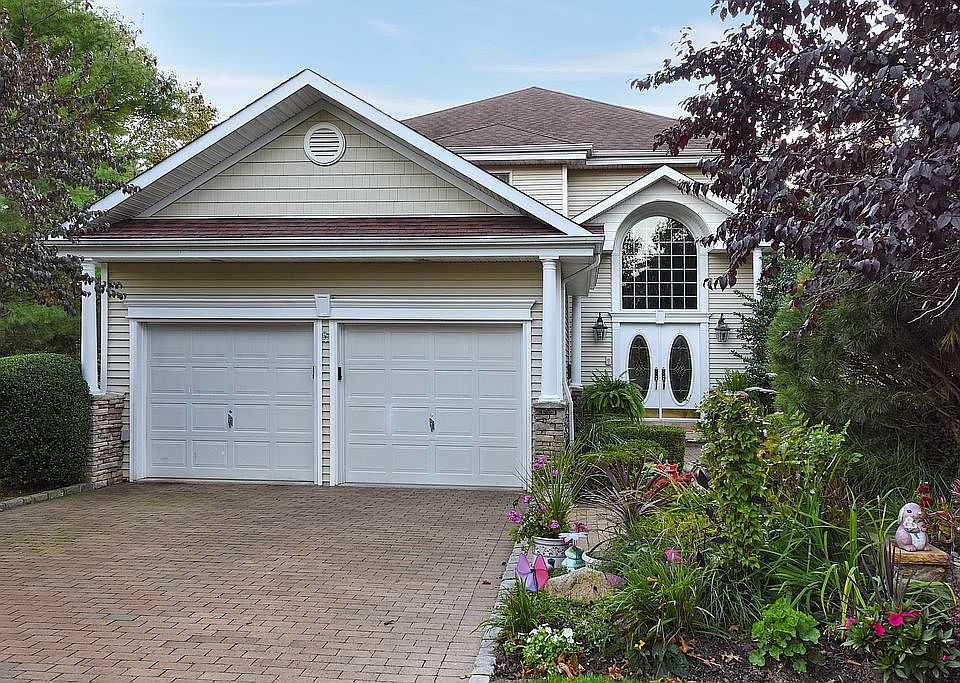 1st image of 120 Redan Dr