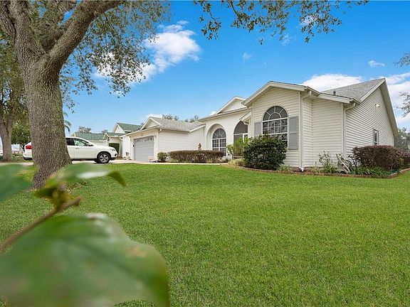 2nd image of 25214 Lost Oak Cir