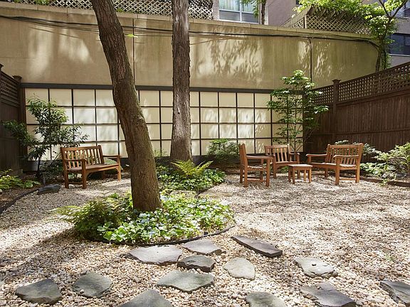 5th image of 130 W 67th St #3CD