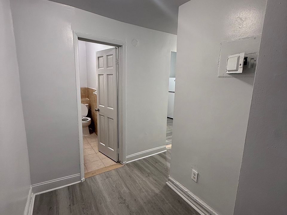 1st image of 2376 Ryer Ave APT 1A