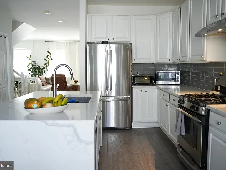 4658 Hummingbird Ln — Photo 10
