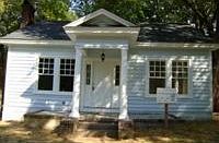 1st image of 1222 Clarendon St